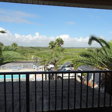 Ocean Sands Beach Boutique Inn-1 Acre Private Beach-St Augustine Historic-2 Miles-Shuttle With Downtown Tour-Heated Salt Water Pool Until 420Am-Popcorn-Cookies-New 4K Usd Black Beds- 69 Item Breakfast-Eggs-Bacon-Starbucks- Free Laundry- #904-799-Sand-2